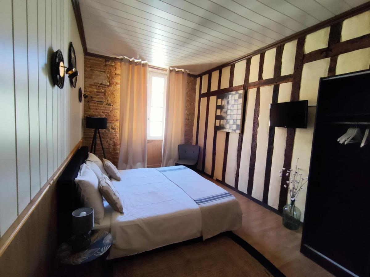 Cafe De France Eauze Bed and Breakfast Buitenkant foto